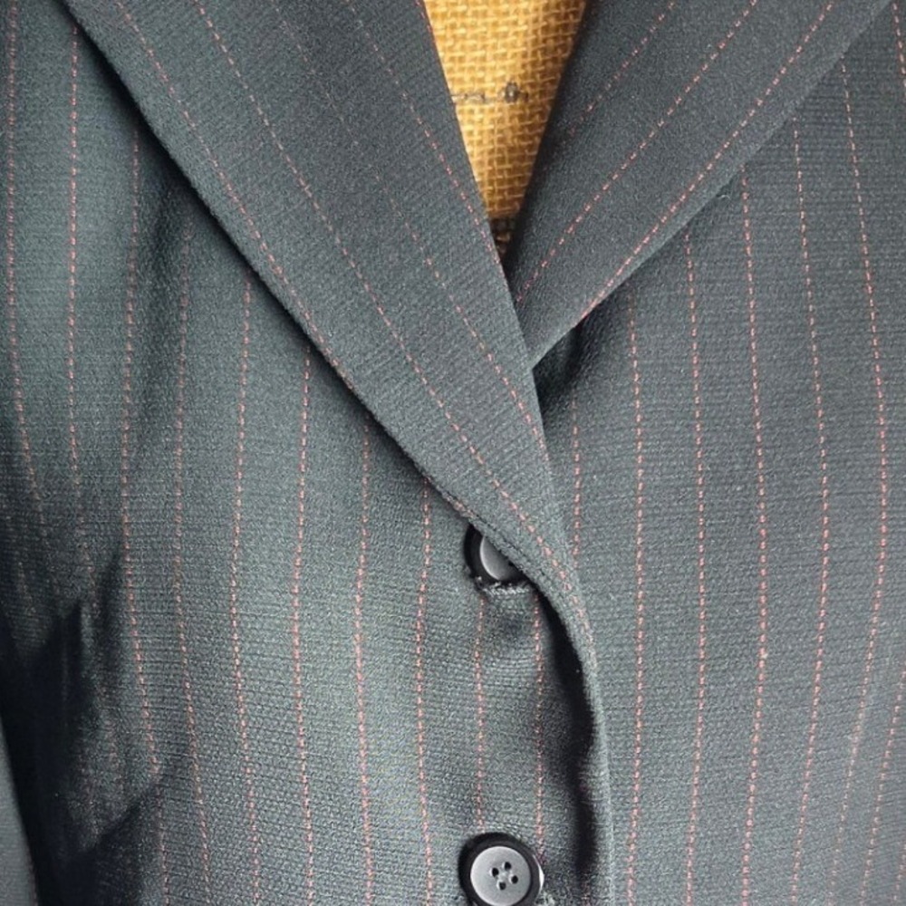 Studio I Blazer Womens 14 Black/Red Pinstripe 4-Button‎ Professional Business
